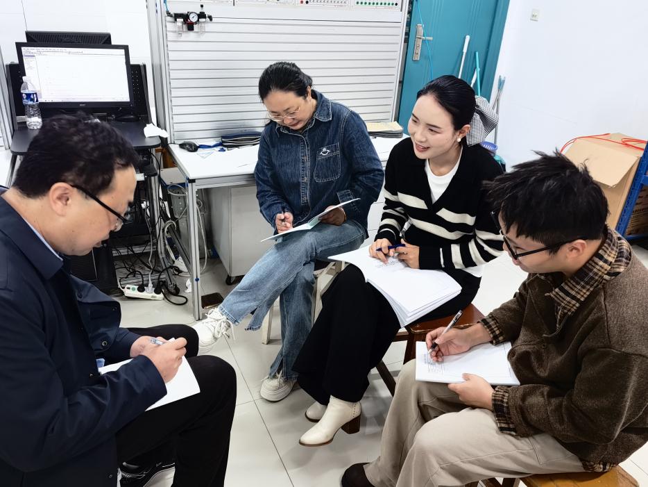 EC82BE1A9C0BCFDCDDF954B9031A13E9